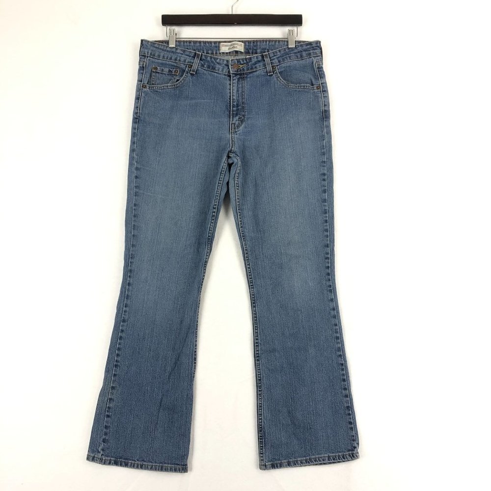 Levi's Women's Size 16M Blue Low Rise Stretch Denim Bootcut Jeans Cotton Blend
